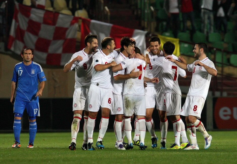 Προκριματικά Euro 2012: Στιγμές από τον αγώνα Γεωργίας - Ελλάδας #13. Με την φωτιά έπαιξε η Εθνική στην Τιφλίδα, αλλά δεν «κάηκε», καθώς πήρε τη νίκη με 2-1 επί της Γεωργίας και μαζί το εισιτήριο για τα τελικά του Euro 2012.