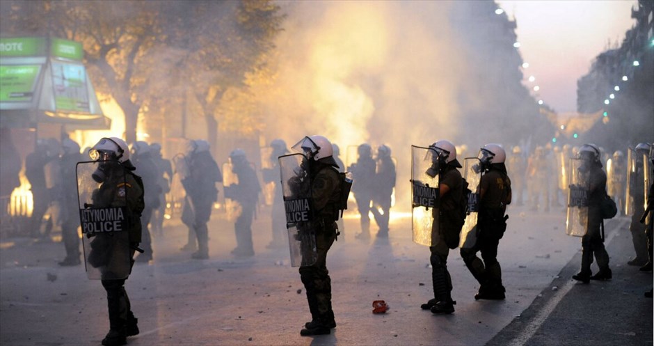 Επεισόδια έξω από το Βελλίδειο #14. 