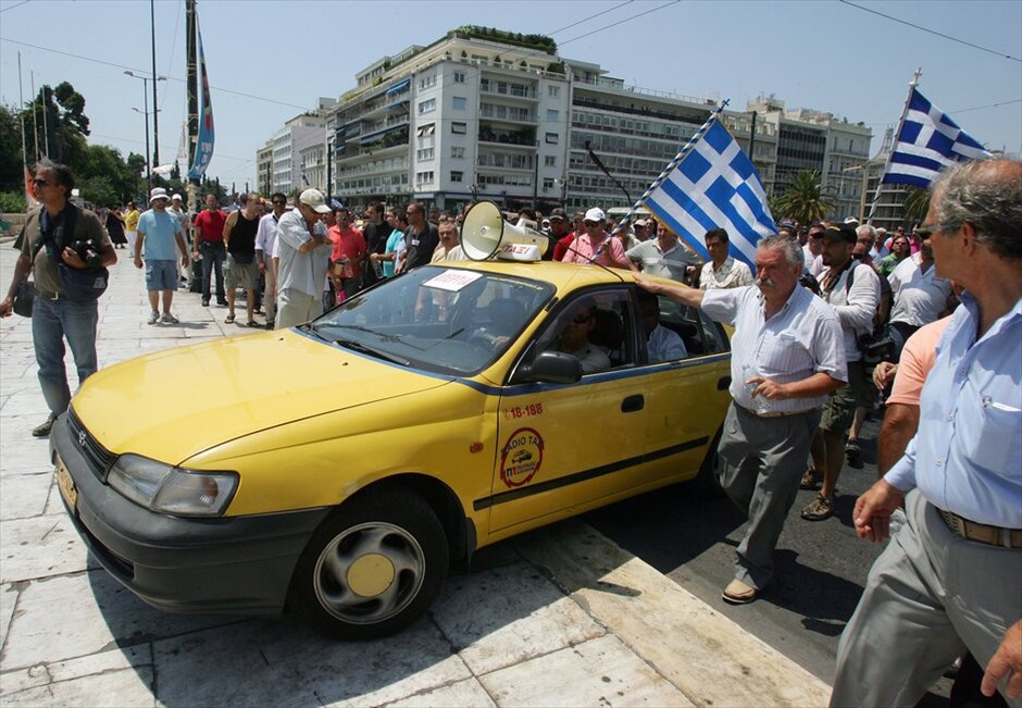 Συνεχίζουν δυναμικά οι ιδιοκτήτες ταξί #17. 