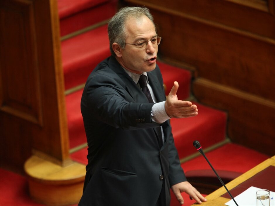 Το νέο κυβερνητικό σχήμα #7. Ο κ. Πάνος Μπεγλίτης παραμένει στο υπουργείο Αμυνας και αναβαθμίζεται σε υπουργό.