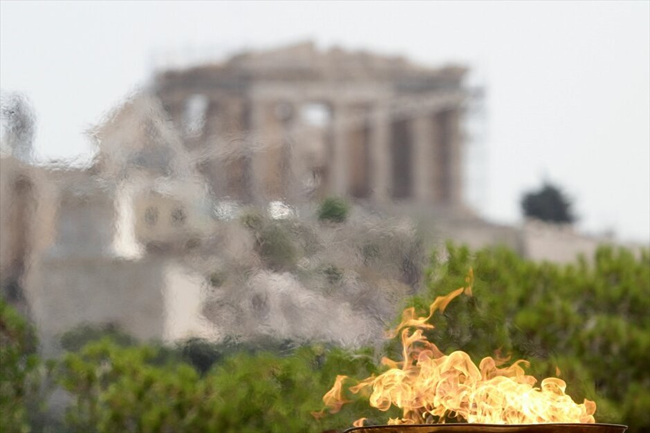 Special Olympics Αθήνα 2011: H τελετή Αφής της Φλόγας #18. Στο λόφο της Πνύκας πραγματοποιήθηκε την Πέμπτη το πρωί η Τελετή Αφής της Φλόγας των Παγκόσμιων Αγώνων Special Olympics Αθήνα 2011. Οι Αγώνες θα πραγματοποιηθούν από τις 25 Ιουνίου μέχρι τις 4 Ιουλίου στην ΑΘήνα, με τη συμμετοχή 15.000 αθλητών, χιλιάδων προπονητών και επισκεπτών από 185 χώρες.