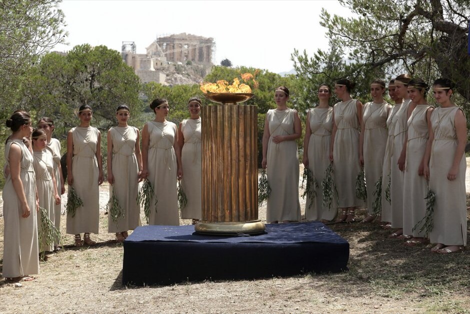 Special Olympics Αθήνα 2011: H τελετή Αφής της Φλόγας #20. Στο λόφο της Πνύκας πραγματοποιήθηκε την Πέμπτη το πρωί η Τελετή Αφής της Φλόγας των Παγκόσμιων Αγώνων Special Olympics Αθήνα 2011. Οι Αγώνες θα πραγματοποιηθούν από τις 25 Ιουνίου μέχρι τις 4 Ιουλίου στην ΑΘήνα, με τη συμμετοχή 15.000 αθλητών, χιλιάδων προπονητών και επισκεπτών από 185 χώρες.