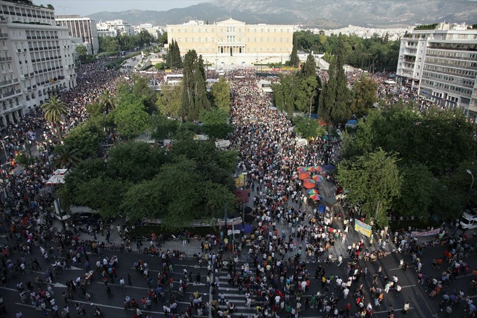 Συνεχίζουν δυναμικά οι «Αγανακτισμένοι» #17. Αθήνα. EUROKINISSI/