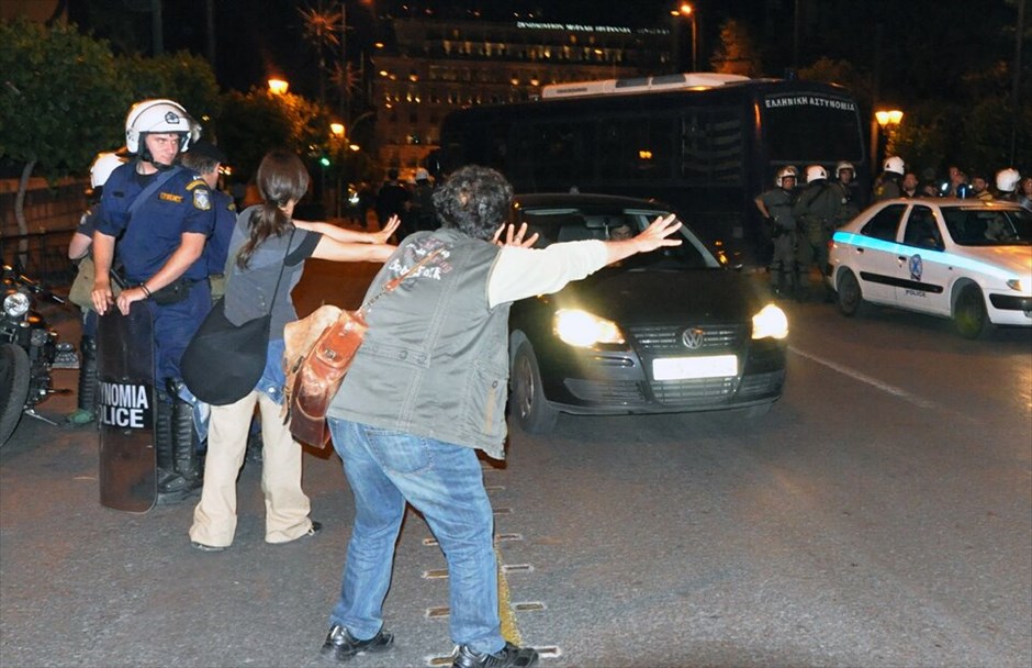 Αποκλεισμός της Βουλής από τους «Αγανακτισμένους» #22. EUROKINISSI/