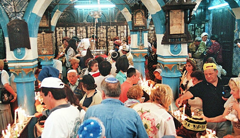 Οι τρομοκρατικές επιθέσεις της Αλ Κάιντα #19. 11 Απριλίου 2002: Τυνησία - 21 νεκροί ανάμεσά τους 14 Γερμανοί στην Τυνησία σε επίθεση αυτοκτονίας εναντίον της συναγωγής Γρίμπα της Τζέρμπα.