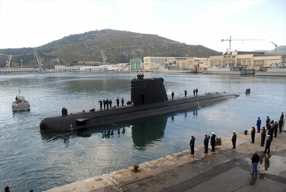 Λιβύη: Οι συμμαχικές δυνάμεις #49. Το Ισπανικό υποβρύχιο «Tramontana» αναχώρησε από τη βάση της Cartagena στα νοτιοανατολικά της χώρας ώστε να συμμετάσχει μαζί με τη φρεγάτα F-104 «Mendez Nunez» στην στρατιωτική επιχείρηση κατά της Λιβύης.