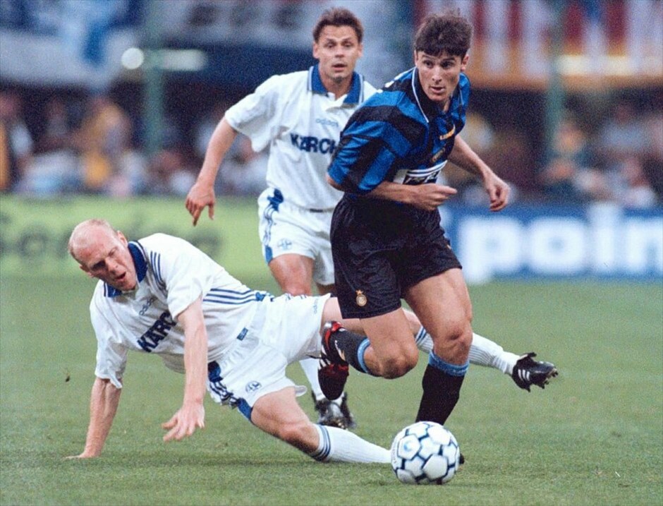 Champions League 2010-11 - Φάση των «8»: Προϊστορία των ομάδων #16. Η πρώτη φορά ήταν στον τελικό του Κυπέλλου UEFA το 1997 όπου η Γερμανική ομάδα πήρε τον τίτλο στα πέναλτι με 4-1 μέσα στο Μιλάνο.