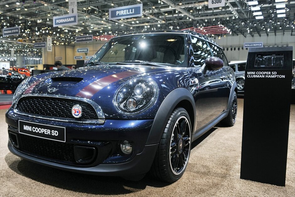 81ο Σαλόνι Αυτοκινήτου της Γενεύης #90. Η Mini εγκαινιάζει στην Γενεύη τη νέα σειρά πετρελαιοκίνητων εκδόσεων που βασίζονται στα ήδη υπάρχοντα Cooper και Cooper Cabrio.