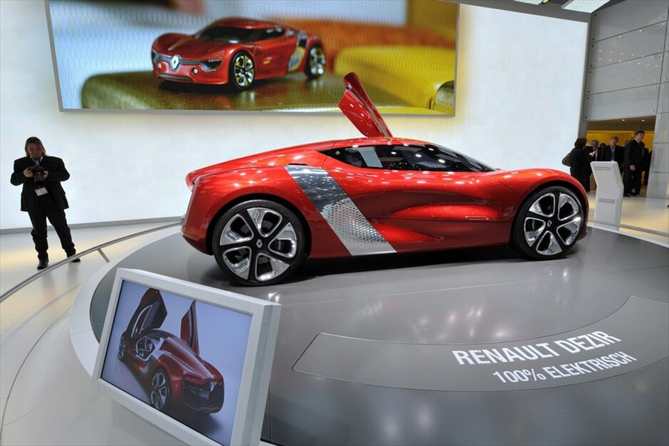 81ο Σαλόνι Αυτοκινήτου της Γενεύης #116. Renault DeZir, το εντυπωσιακό δείγμα για τα σπορ μοντέλα της γαλλικής εταιρείας στο μέλλον.