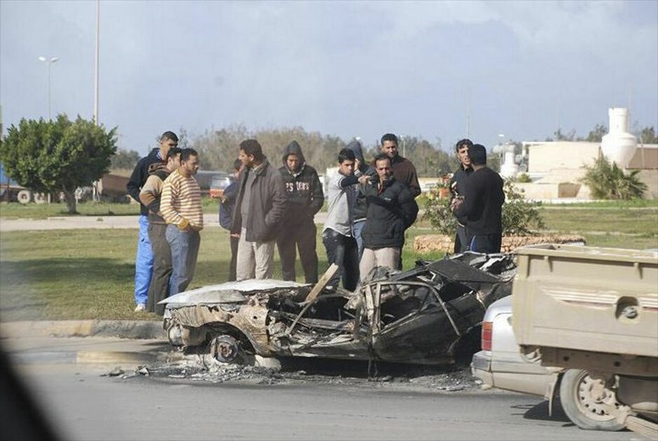 Λιβύη: Εκρυθμη η κατάσταση #16. Εκρυθμη είναι η κατάσταση στη Λιβύη με τις αντικυβερνητικές διαδηλώσεις να έχουν πλέον επεκταθεί σε πολλές πόλεις της χώρας.