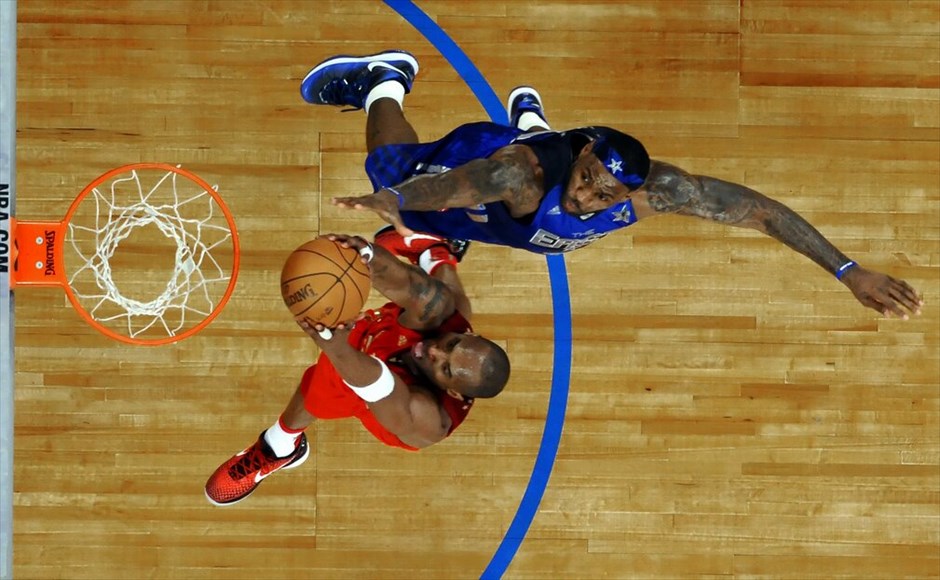 NBA: 60ό All Star Game #1. Το 60ό All Star Game διεξήχθη τα ξημερώματα στο Λος Αντζελες με τη Δύση να κερδίζει την Ανατολή 148-143.