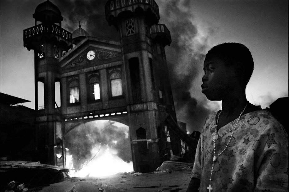 World Press Photo 2010 #4. 1ο βραβείο, κατηγορία General News Single. Πορτ Ο Πρένς, Αϊτή. / Riccardo Venturi/Contrasto