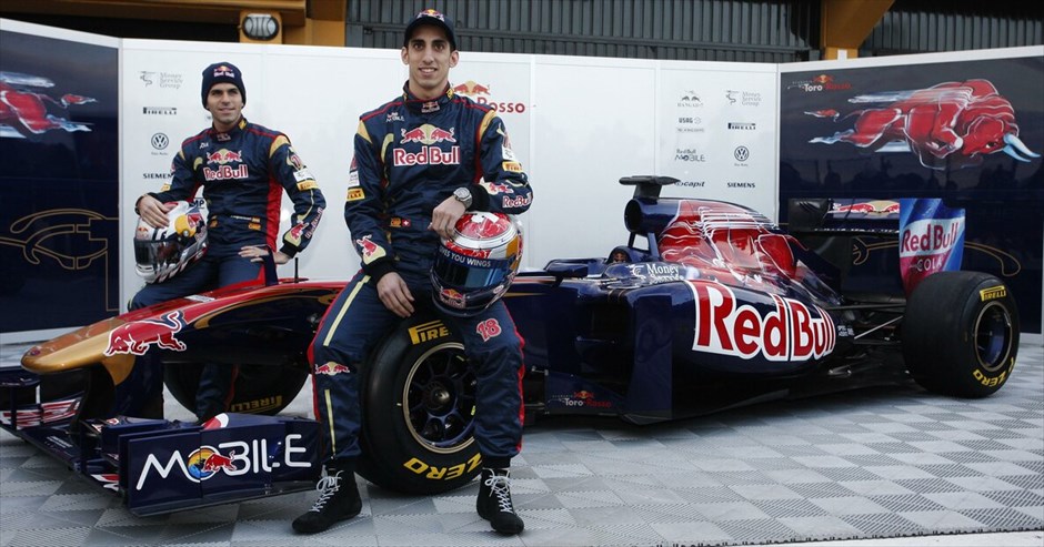 F1: Η Toro Rosso STR6 #6. Οι δύο πιλότοι της ομάδας Jaime Alguersuari (αριστερά) και Sebastien Buemi.