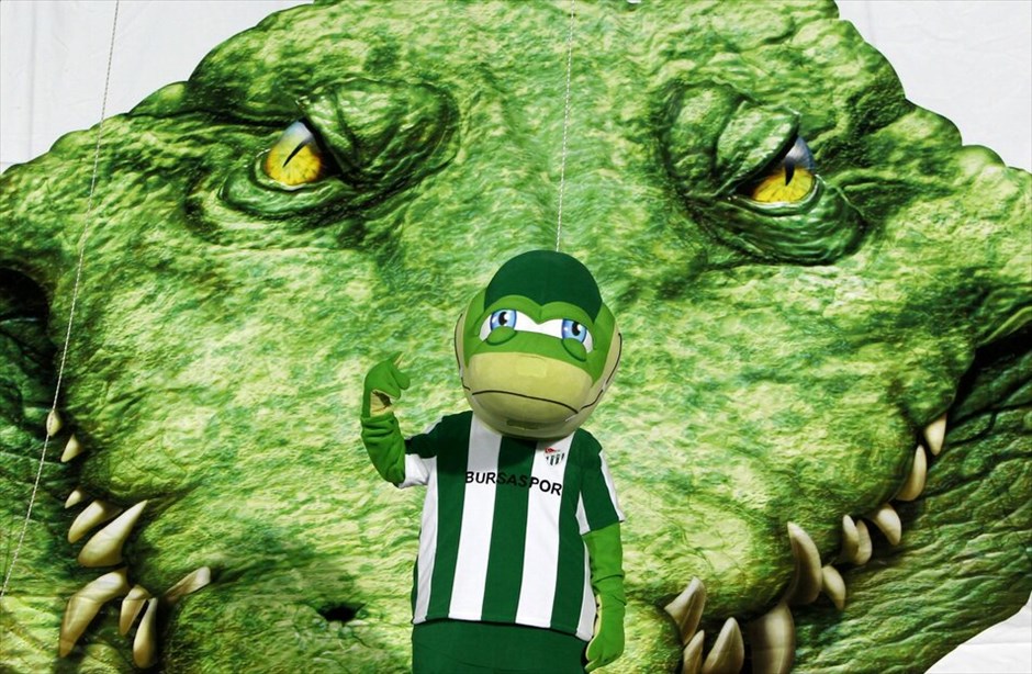 Champions League: Οι λεπτομέρειες της φάσης των ομίλων #24. Γ’ Ομιλος: Το μοναδικό ενδιαφέρον στοιχείο είναι ότι η Μπούρσασπορ με την ισοπαλία πήρε τον πρώτο της βαθμό φέτος στο θεσμό.