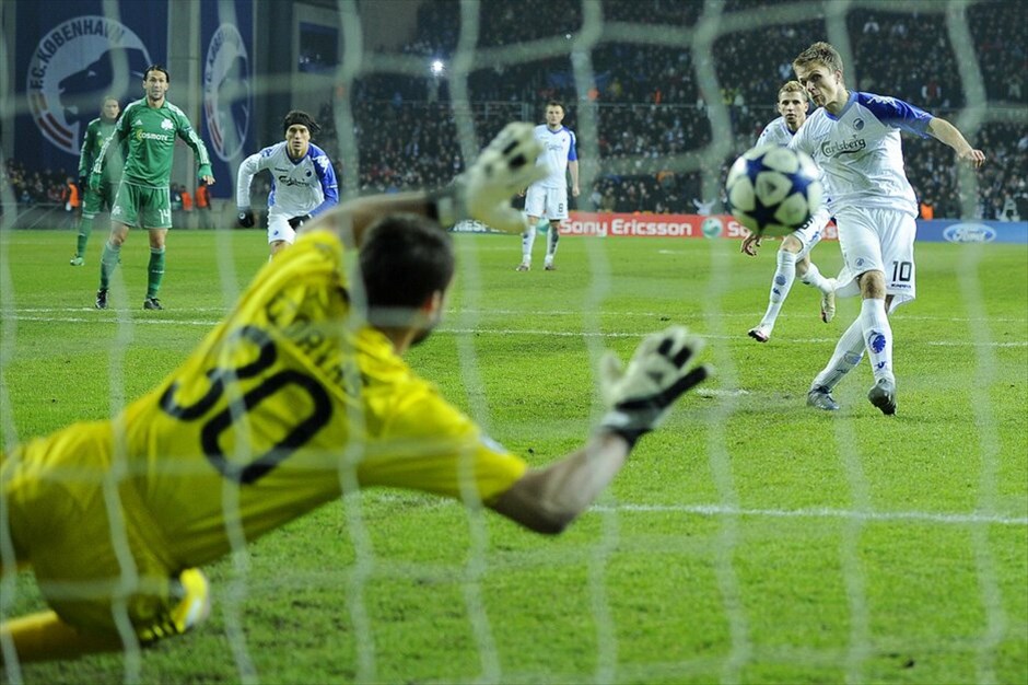 Champions League: Οι λεπτομέρειες της φάσης των ομίλων #32. Δ’ Ομιλος: Ο Παναθηναϊκός πήγε στη Δανία για να παίξει για την ιστορία της ομάδας καθώς είχε αποκλειστεί από τη συνέχεια του θεσμού. Τελικά, είπε αντίο με μία ακόμη ήττα, αυτή τη φορά από την Κοπεγχάγη με 3-1.