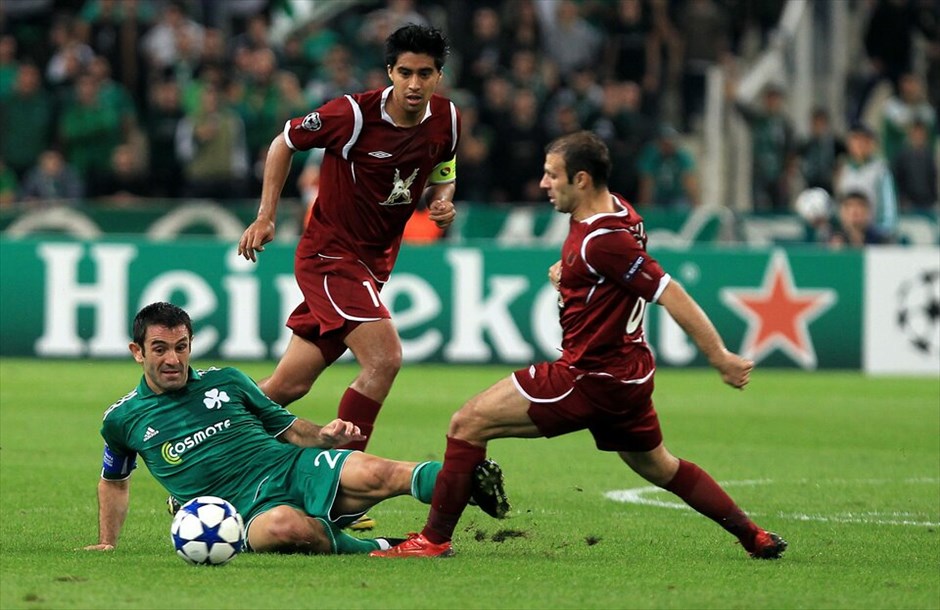 Champions League: Οι λεπτομέρειες της φάσης των ομίλων #38. Δ’ Ομιλος: Ο Γιώργος Καραγκούνης είναι μέχρι στιγμής πρώτος στις λίστα με τους ποδοσφαιριστές που έχουν τις περισσότερες κίτρινες κάρτες, έχοντας τρεις σε 231 λεπτά συμμετοχής. Τρεις είχαν και πολλοί άλλοι, αλλά μόνο ο αρχηγός του Παναθηναϊκού σε τόσο λίγο χρόνο συμμετοχής.