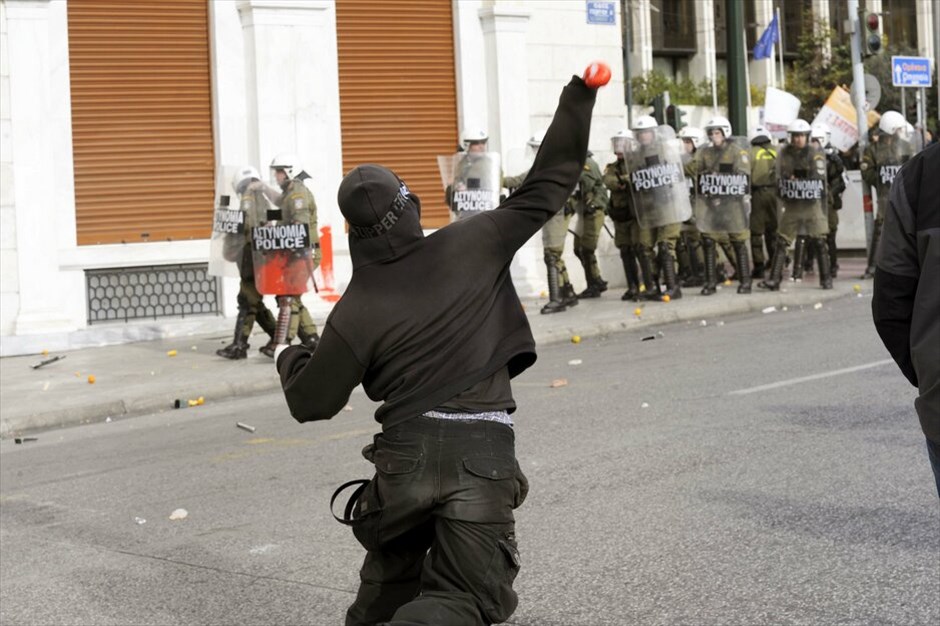 Επεισόδια στο κέντρο της Αθήνας #15. EUROKINISSI/
