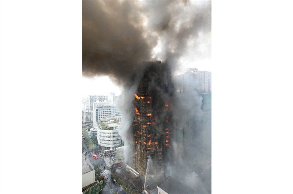 Κίνα: Φωτιά σε ουρανοξύστη #2. REUTERS/STRINGER