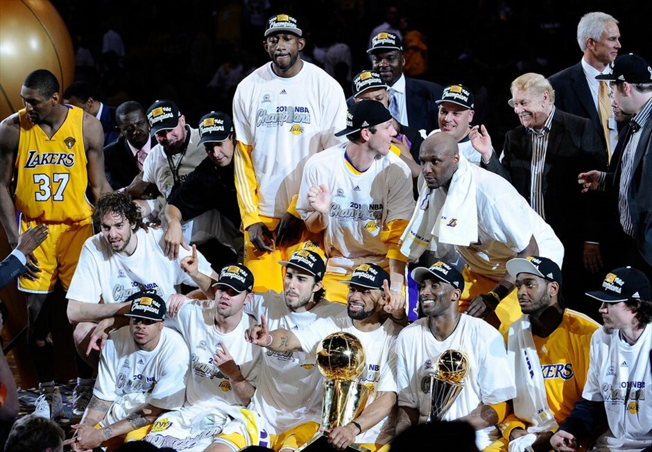NBA: Πρωταθλητές οι Λέικερς #5. Αυτό το ήταν το δεύτερο σερί πρωτάθλημα για τους «λιμνάθρωπους» και το 16ο στην ιστορία τους.