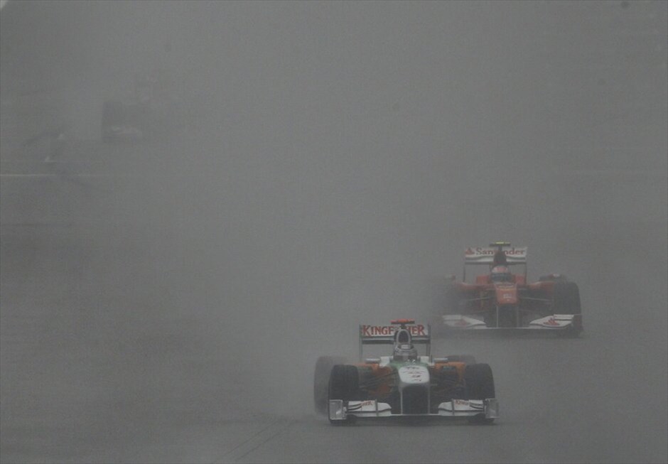 F1: GP Κίνας #24. Η βροχή δυσχέραινε την προσπάθεια των πιλότων.