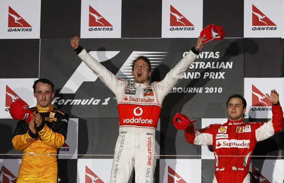 F1: GP Αυστραλίας #2. Το βάθρο των νικητών. Από αριστερά ο Ρόμπερτ Κουμπίτσα (Renault), Τζένσον Μπάτον (McLaren-Mercedes) και Φελίπε Μάσα (Ferrari).