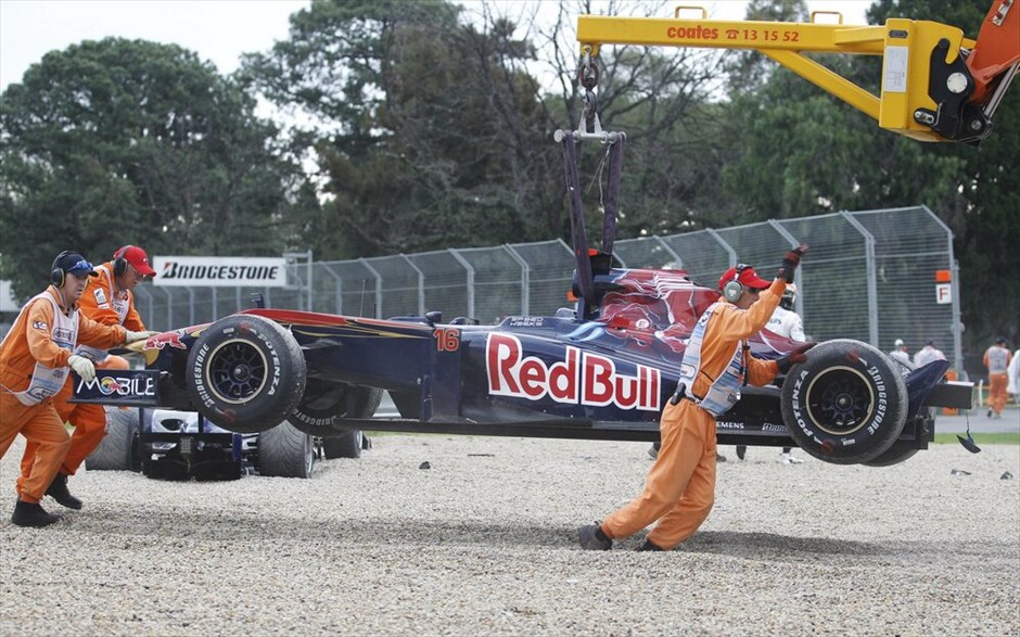 F1: GP Αυστραλίας #21. Θύμα του Καμούι Κομπαγιάσι και ο Σεμπαστιέν Μπουεμί που παρασύρθηκε.