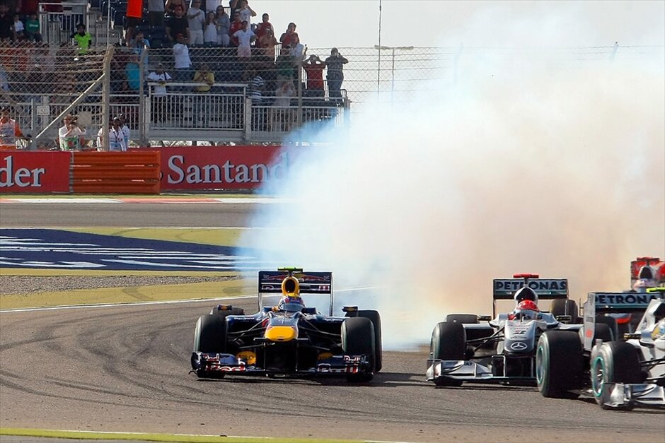 F1: GP Μπαχρέιν #13. Καπνός από τα φρένα του Μαρκ Ουέμπερ.