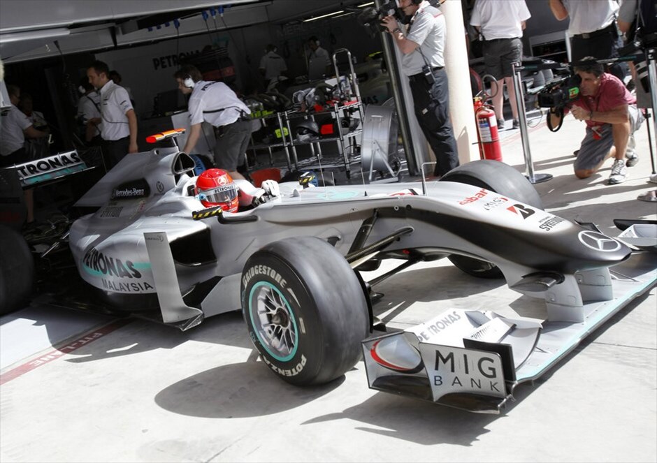 F1: GP Μπαχρέιν #24. Πρώτη εμφάνιση για τον Μίκαελ Σουμάχερ με την ομάδα της Mercedes GP και έκτη θέση στην γενική κατάταξη. Ο επτά φορές παγκόσμιος πρωταθλητής ξεκίνησε από την έβδομη θέση τον αγώνα.