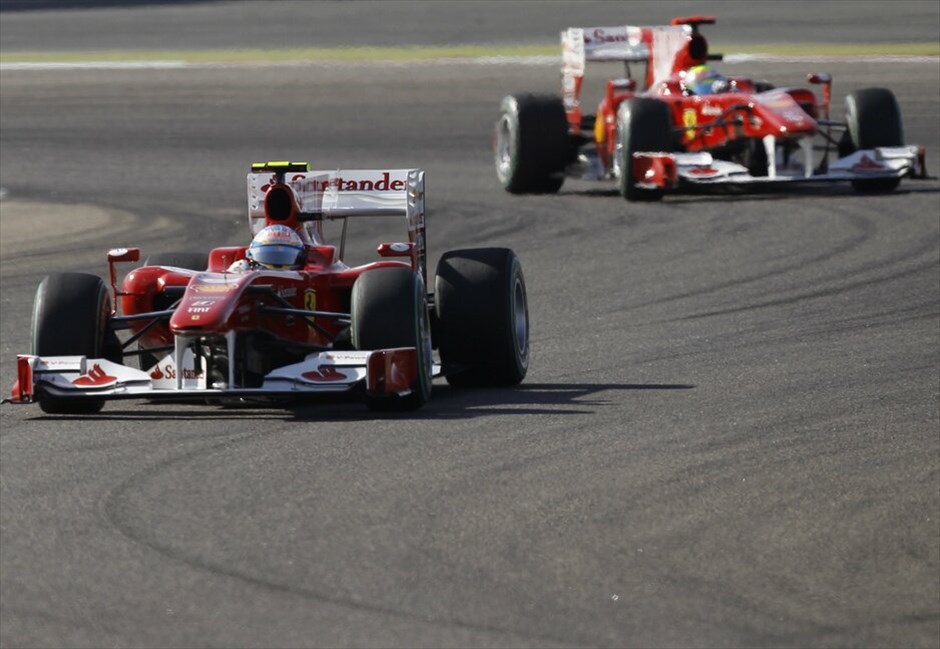 F1: GP Μπαχρέιν #36. H Ferrari μετά το 1-2 του πρώτου αγώνα προηγείται στους κατασκευαστές με 43 βαθμούς, υπερδιπλάσιους από τη δεύτερη McLaren-Mercedes (21 βαθμοί). EPA/ALI HAIDER