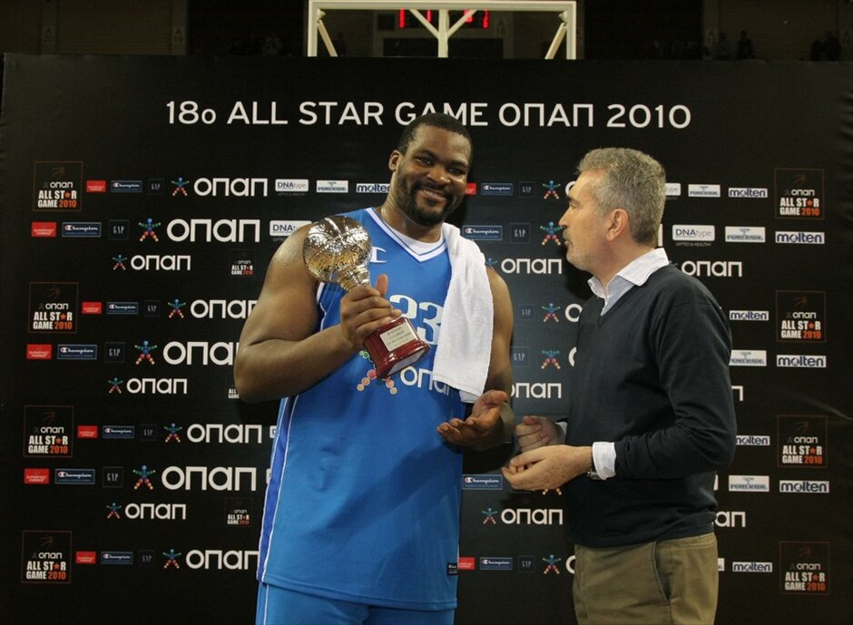 18o All Star Game #9. Κινητήριος δύναμη της Ελληνικής ομάδας ήταν ο Σοφοκλής Σχορτσιανίτης, ο οποίος σημείωσε 42 πόντους και αναδείχθηκε MVP του αγώνα.