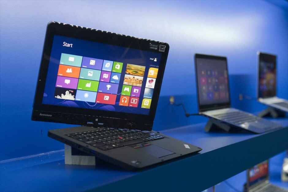 Η έκθεση CES 2013 #7. Lenovo Ultrabook. Η Intel μέσω συνεργατών κατασκευαστών της προωθεί τoυς νέους 4ης γενιάς επεξεργαστές Intel Core, οι οποίοι υπόσχονται μεγαλύτερη διάρκεια της μπαταρίας.