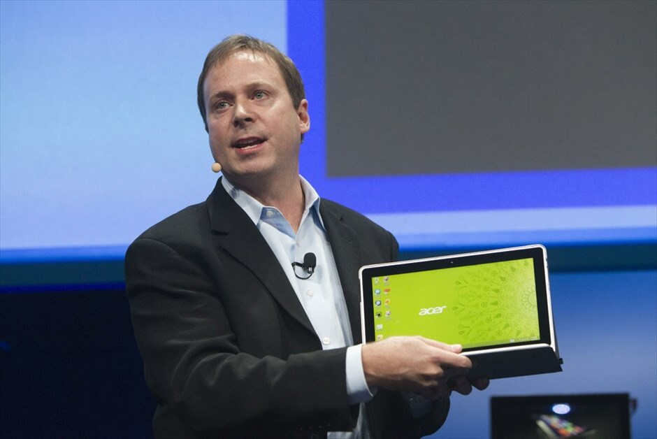 Η έκθεση CES 2013 #9. Acer Aspire detachable Ultrabook με αποσπώμενη οθόνη. Η Intel μέσω συνεργατών κατασκευαστών της προωθεί τoυς νέους 4ης γενιάς επεξεργαστές Intel Core, οι οποίοι υπόσχονται μεγαλύτερη διάρκεια της μπαταρίας.