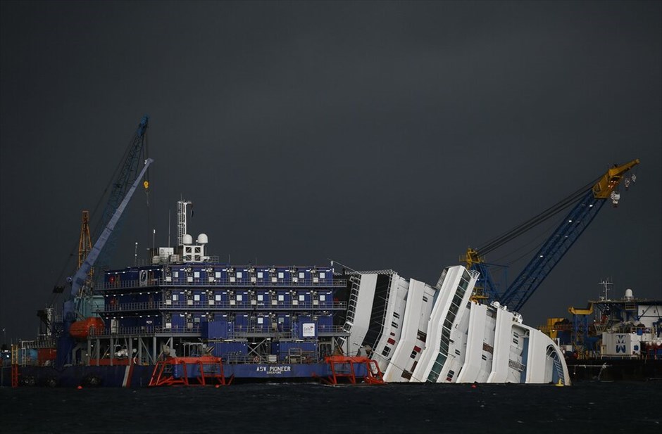 Costa Concordia: Ενας χρόνος μετά... #1. 