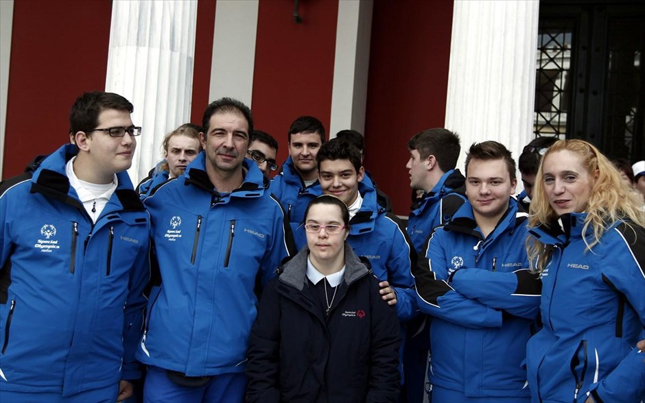 Special Olympics - Φλόγα για τους 10ους Παγκόσμιους Χειμερινούς Αγώνες το 2013 στη Νότια Κορέα. Η Ελληνική ομάδα των Χειμερινών Special Olympics κατά τη διάρκεια της τελετής αφής της Φλόγας των Χειμερινών Special Olympics στο Ζάππειο Μέγαρο.
