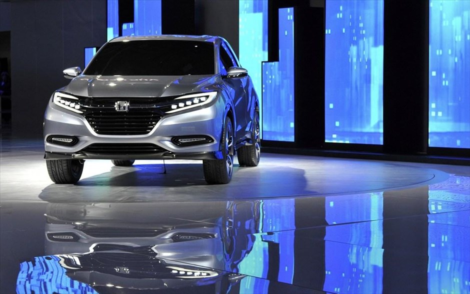 Detroit 2013 - Honda Urban SUV concept. Παγκόσμια πρώτη για το Honda Urban SUV concept, ένα πρωτότυπο SUV που δίνει πρώτα δείγματα γραφής για ένα μελλοντικό μοντέλο. Βασίζεται στην πλατφόρμα Global Compact Series, την οποία χρησιμοποιούν τα Jazz και City.