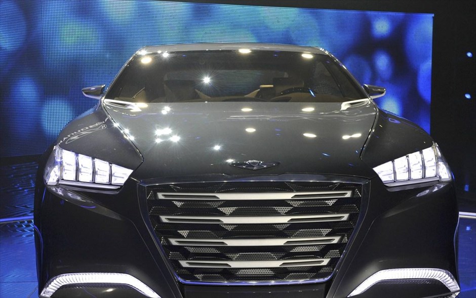 Detroit 2013 - Hyundai HCD14 luxury concept . Το HCD14 είναι ένα εντυπωσιακό σχεδιαστικά πολυτελές τετραθέσιο πρωτότυπο coupe που μαρτυρά τις προθέσεις της κορεατικής εταιρείας στις premium κατηγορίες.