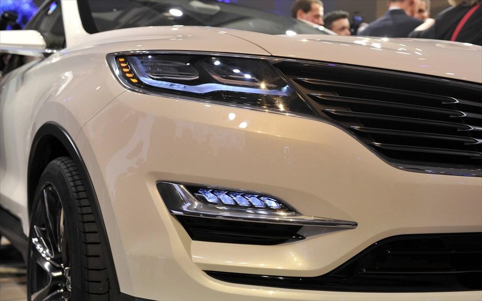 Detroit 2013 - Lincoln MKC Concept #3. Βασισμένο πάνω στα Kuga/Εscape, ο ΜKC concept είναι ένα μικρό crossover πρωτότυπο της Lincoln.