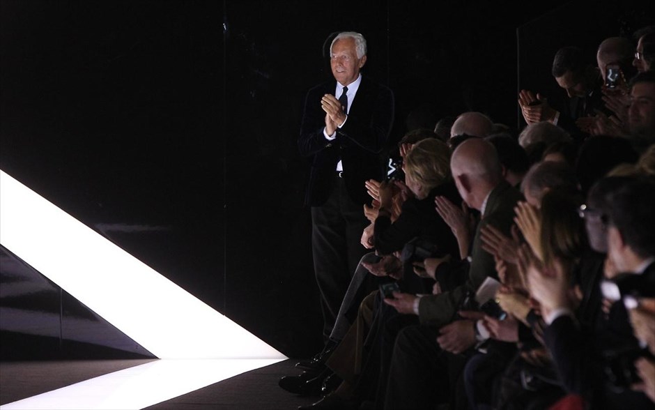 Giorgio Armani - Εβδομάδα Υψηλής Ραπτικής στο Παρίσι #0. Ο Ιταλός σχεδιαστής Giorgio Armani, παρουσιάζει τη συλλογή του Ανοιξη – Καλοκαίρι 2013, στην εβδομάδα Μόδας Υψηλής Ραπτικής του Παρισίου.