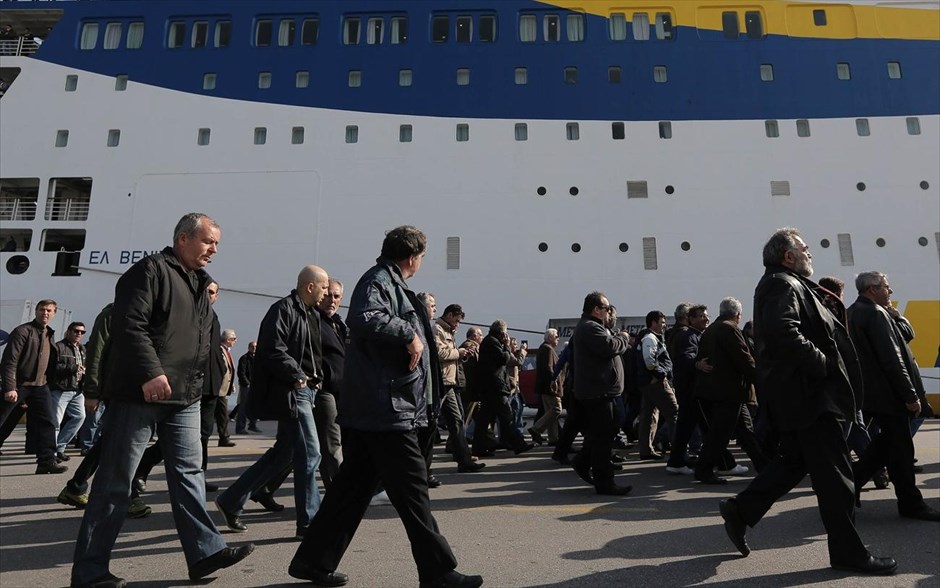 Πορεία διαμαρτυρίας ναυτεργατών στο λιμάνι του Πειραιά #20. 