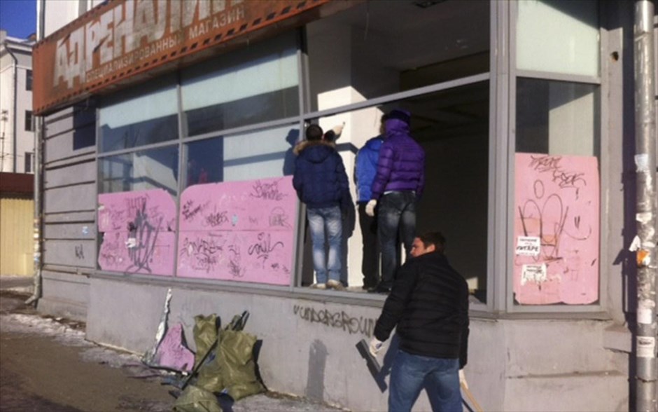 Ρωσία - μετεωρίτες #3. Κατεστραμμένο κατάστημα στην πόλη Τσέλιαμπινσκ&nbsp;στα Ουράλια.&nbsp;