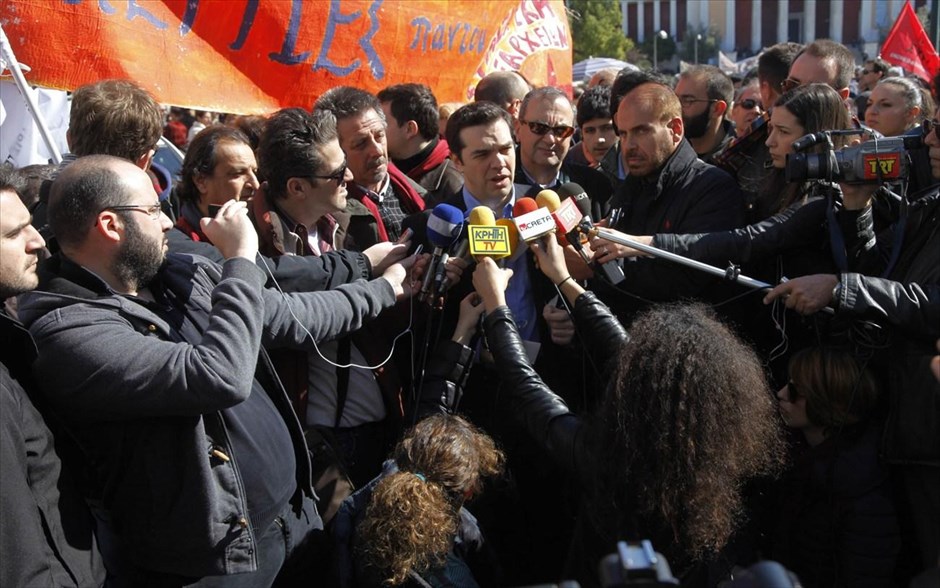 Απεργία ΓΣΕΕ - ΑΔΕΔΥ - Δηλώσεις Τσίπρα #4. Δηλώσεις του προέδρου της ΚΟ του ΣΥΡΙΖΑ Αλέξη Τσίπρα στη συγκέντρωση της ΓΣΕΕ - ΑΔΕΔΥ.