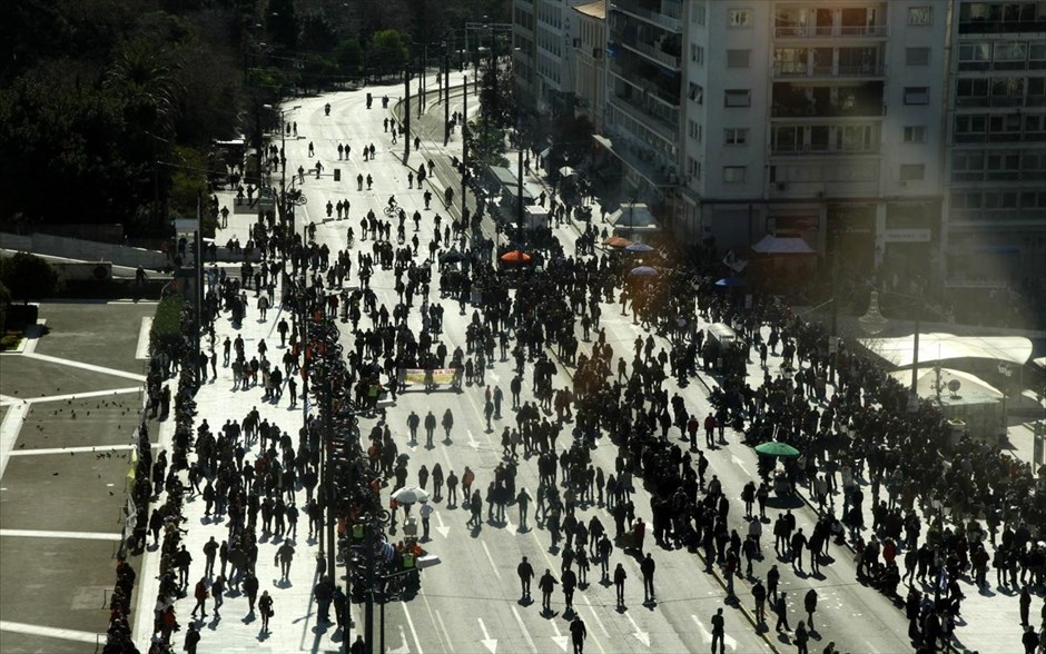 Απεργία ΓΣΕΕ-ΑΔΕΔΥ - συγκέντρωση στο Πεδίον του Αρεως και πορεία #27. Συγκέντρωση της ΓΣΕΕ - ΑΔΕΔΥ στο Πεδίον του Αρεως και πορεία προς την πλατεία Συντάγματος.
