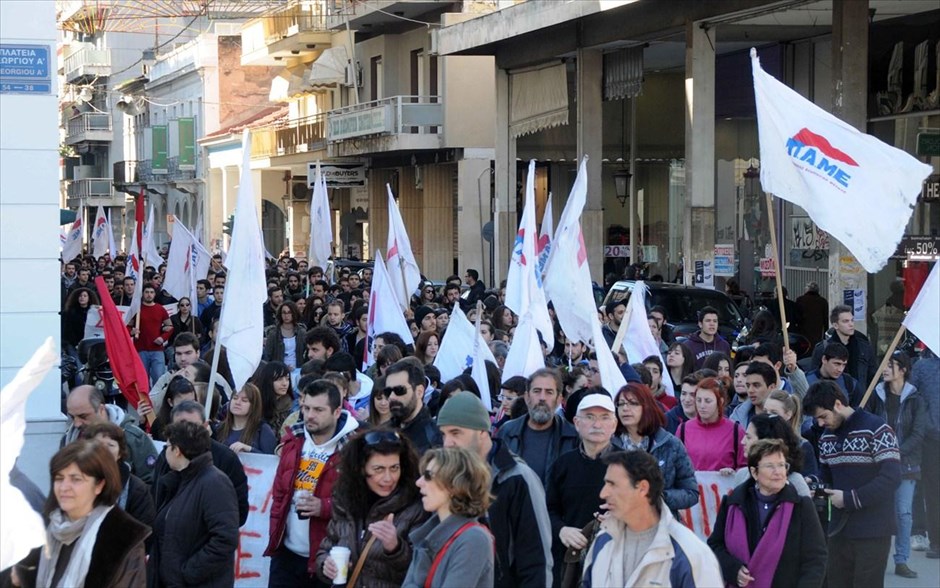 Πάτρα - Απεργιακές συγκεντρώσεις - ΠΑΜΕ #2. Στιγμιότυπο από την απεργιακή συγκέντρωση του ΠΑΜΕ στην Πάτρα την Τετάρτη 20 Φεβρουαρίου 2013.&nbsp;