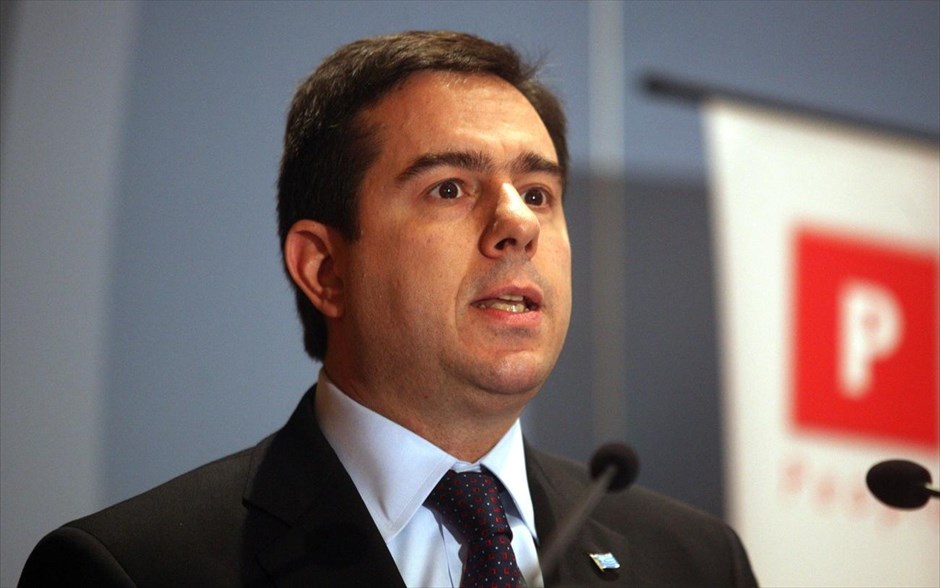 Ο υφυπουργός Ανάπτυξης, Ανταγωνιστικότητας, Υποδομών, Μεταφορών και Δικτύων, Νότης Μηταράκης. Υφυπουργός Ανάπτυξης: Νοτης Μηταρακής