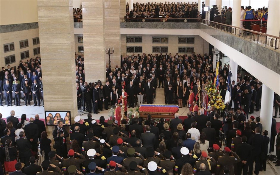 Κηδεία του Ούγκο Τσάβες. Στιγμιότυπο από την κηδεία του Ούγκο Τσάβες στη στρατιωτική ακαδημία στο Καράκας.