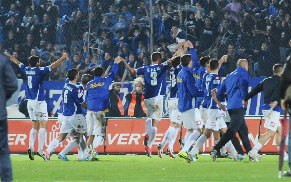 ΠΑΣ Γιάννινα-ΑΕΚ 2-0  . Μόνο εάν «αυτοκτονήσει» ο ΠΑΣ Γιάννινα θα χάσει την 5η θέση και τη συμμετοχή του στα πλέι οφ. Η ομάδα του Γιάννη Χριστόπουλου νίκησε πολύ εύκολα την ΑΕΚ με 2-0 στους Ζωσιμάδες στο ματς με το οποίο έπεσε η αυλαία της 28ης αγωνιστικής του πρωταθλήματος ΟΠΑΠ της Σούπερ Λίγκας. Ο Κοροβέσης στο 35΄ και ο Γεωργίου στο 39΄ ήταν οι σκόρερ των γηπεδούχων.