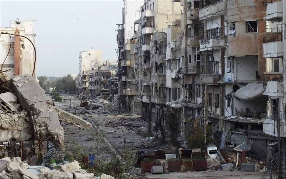Πόλεις  - συντρίμμια στη Συρία. Η περιοχή Τζουρέτ Αλ Σαγιάχ στη Χομς. 8 Απριλίου 2013.