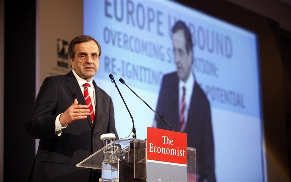 Αντ. Σαμαράς:  Κανείς δεν ποντάρει στο Grexit. Ο πρωθυπουργός, Αντώνης Σαμαράς κατά την ομιλία του στη δεύτερη ημέρα της συζήτησης στρογγυλής τραπέζης με την ελληνική κυβέρνηση για την οικονομική κατάσταση στην Ελλάδα, την Κύπρο και την Ευρωζώνη που διοργανώνει ο Economist. Όπως ανέφερε o πρωθυπουργός, πριν λίγους μήνες πολλοί προέβλεπαν την απόλυτη καταστροφή του ευρώ και προεξοφλουσαν την έξοδο της Ελλάδας από το ενιαίο νόμισμα, τόνισε όμως πως «η Ελλάδα είναι πια θωρακισμένη, πιάνει τους στόχους της, βρίσκεται κοντά στο πρωτογενές πλεόνασμα, έχει πετύχει μεταρρυθμίσεις που δεν είχαν γίνει επί δεκαετίες ενώ το τραπεζικό μας σύστημα ανακεφαλαιοποείται».