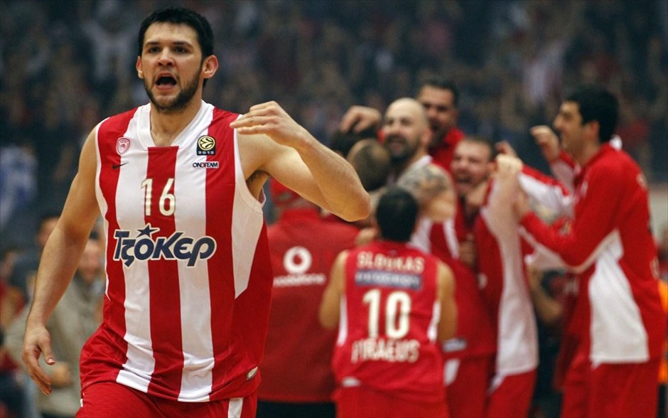 Ολυμπιακός - Αναντολού Εφές. 