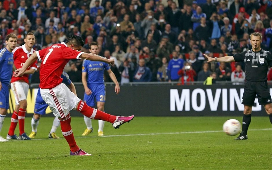 Europa League - Τσέλσι - Μπενφίκα. Ο Καρντόσο κάνει το 1-1 με πέναλτι.